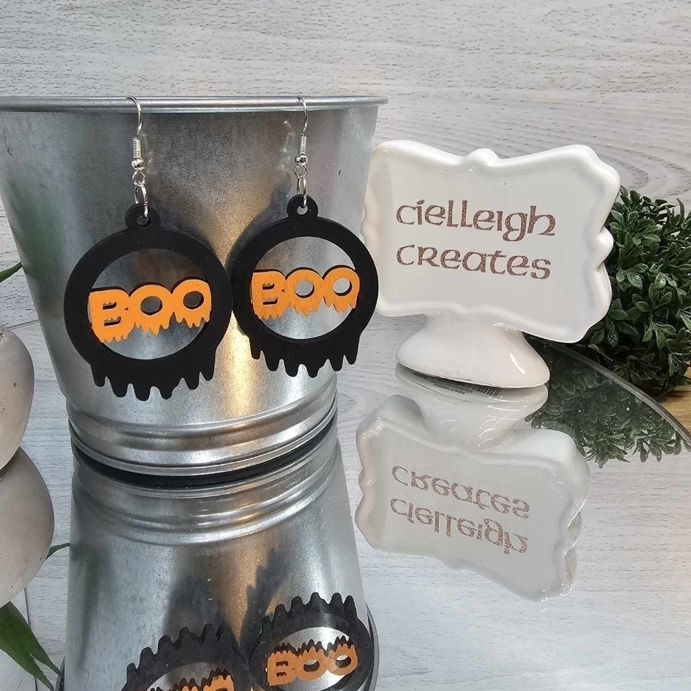 💥4 for $25💥 Halloween Earrings - Boo